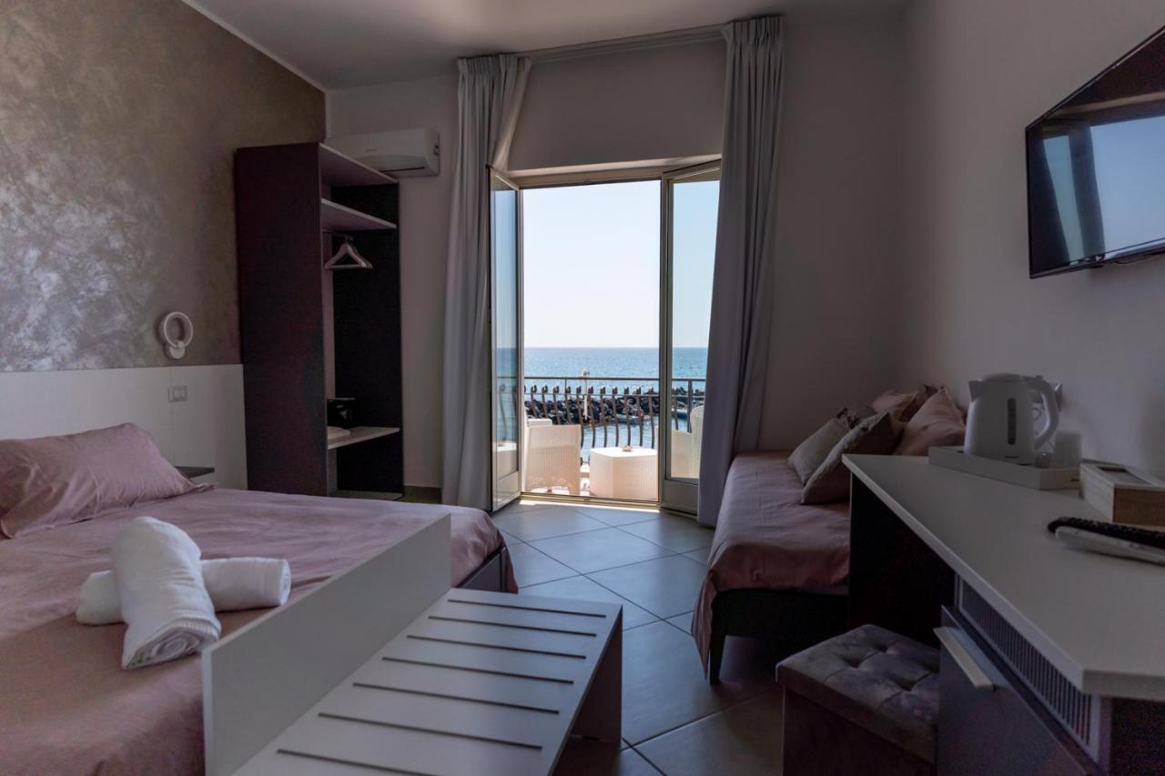 גיארדיני נאקסוס Teddu B&B מראה חיצוני תמונה